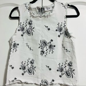 Black and white floral shirt. Small